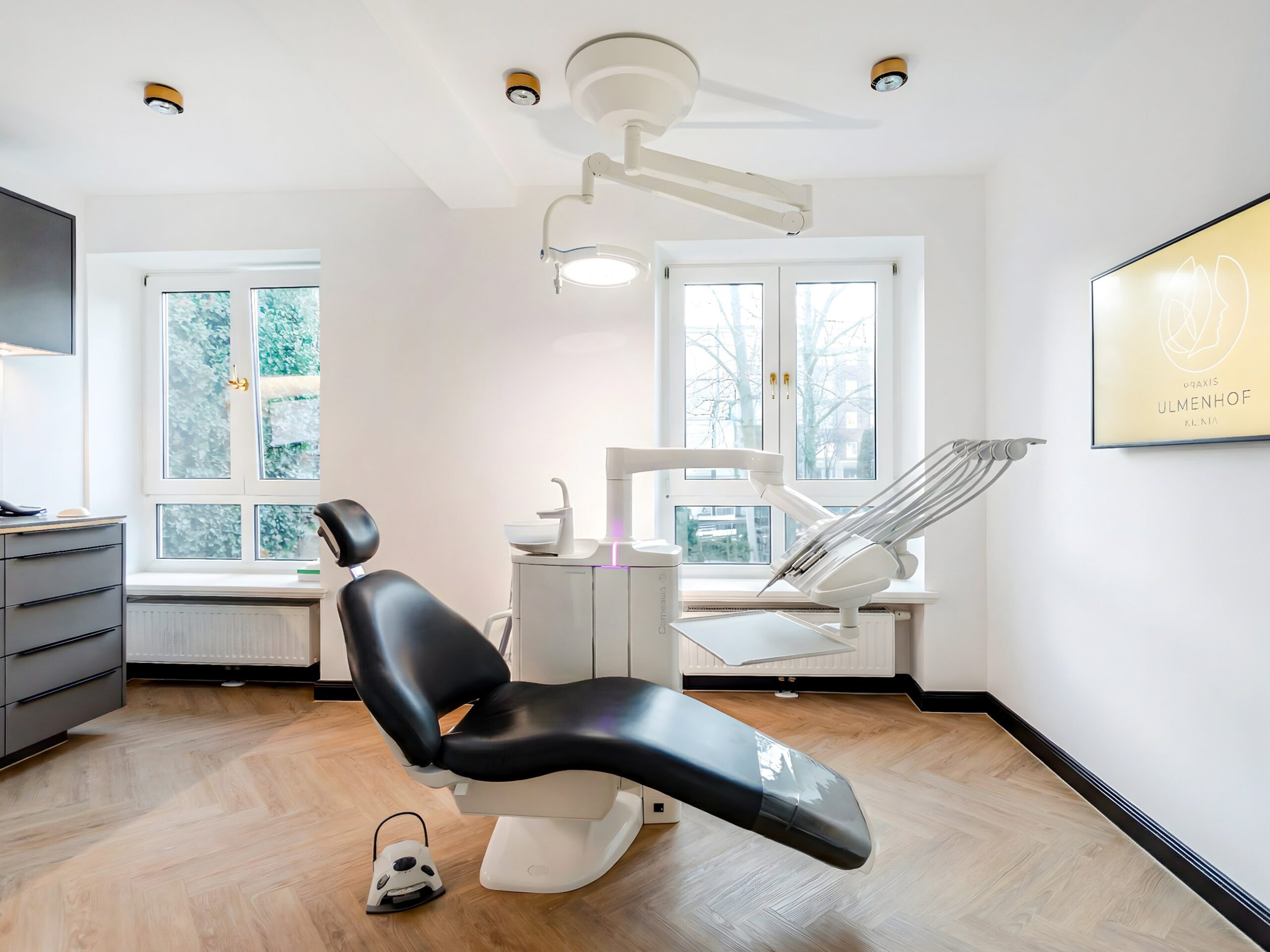 Behandlungszimmer der Praxisklinik Ulmenhof